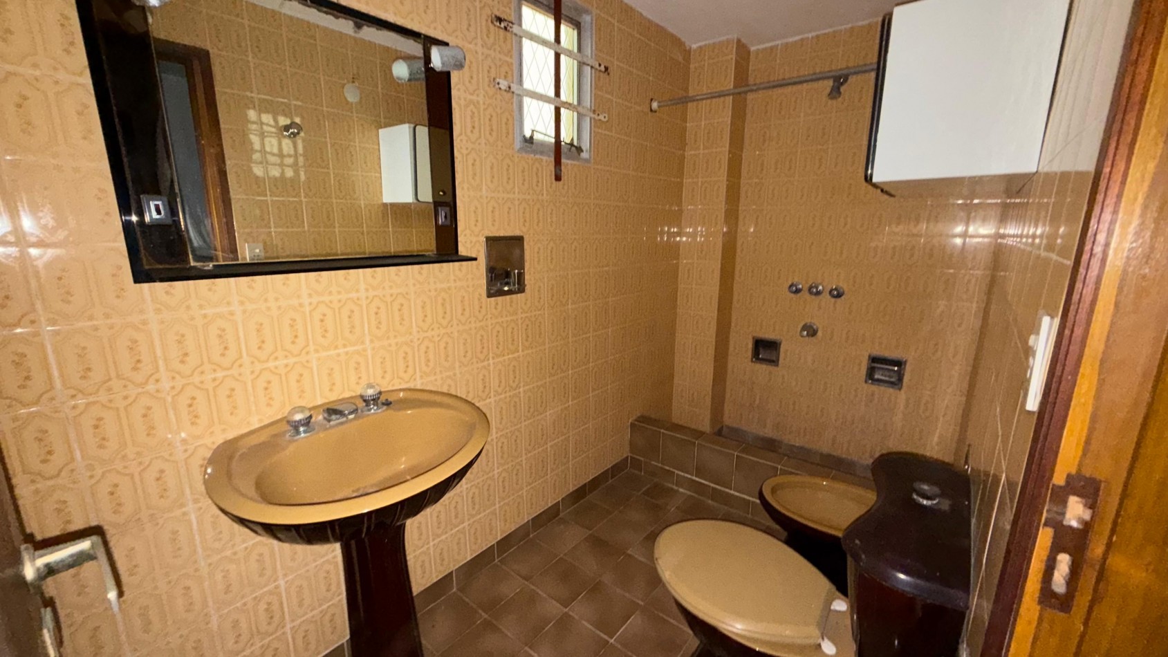 V65 - Chalet 4 ambientes - Calle 29 e/6 y 7