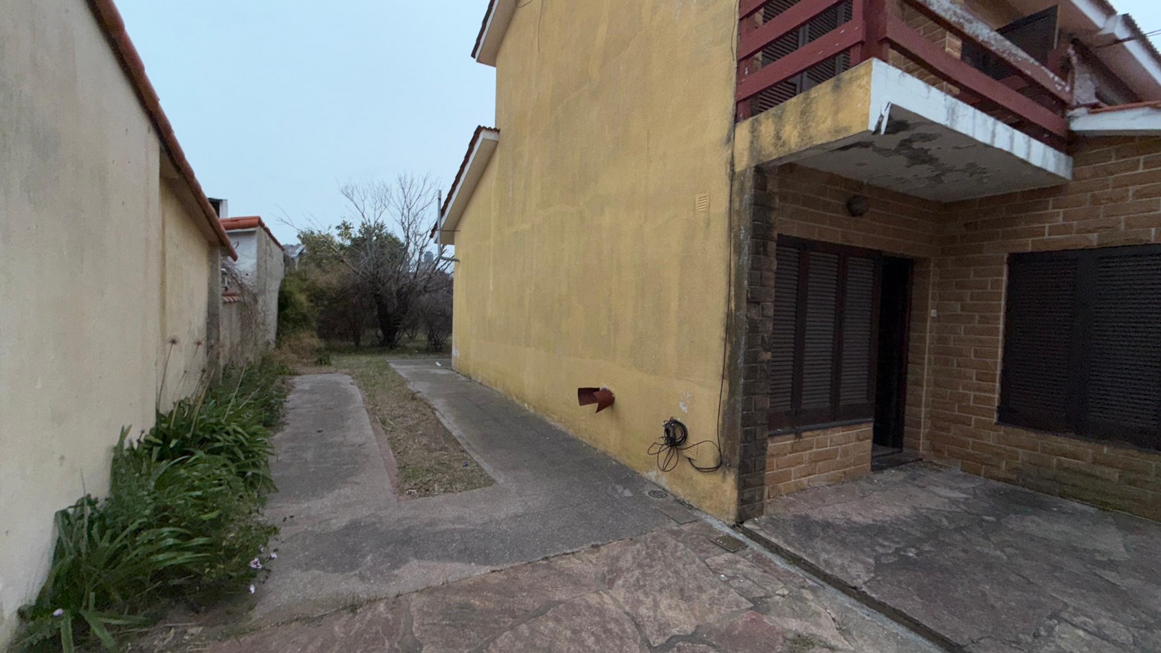V65 - Chalet 4 ambientes - Calle 29 e/6 y 7