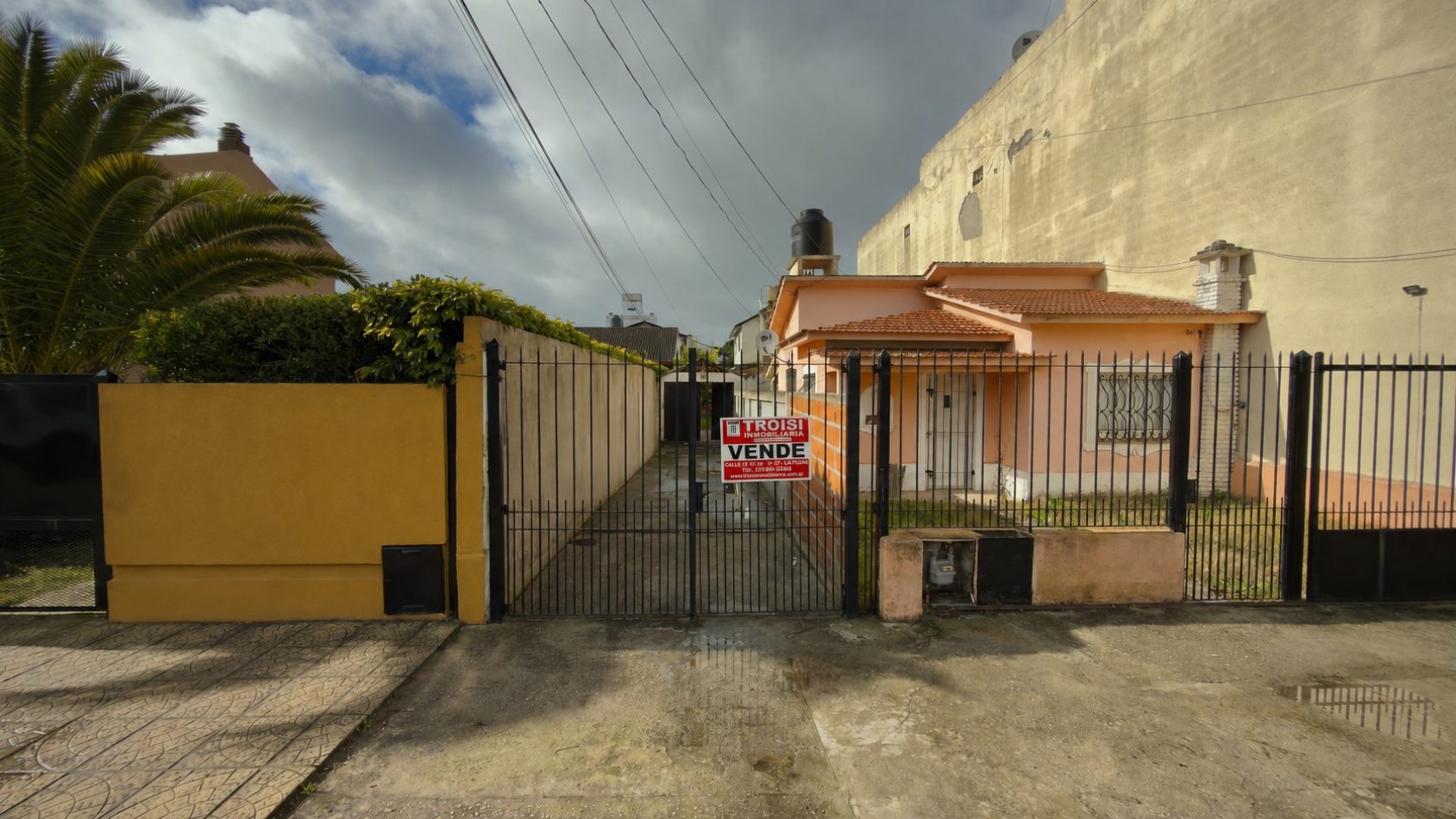 V53 - Chalet 3 ambientes - Calle 6 e/30 y 31