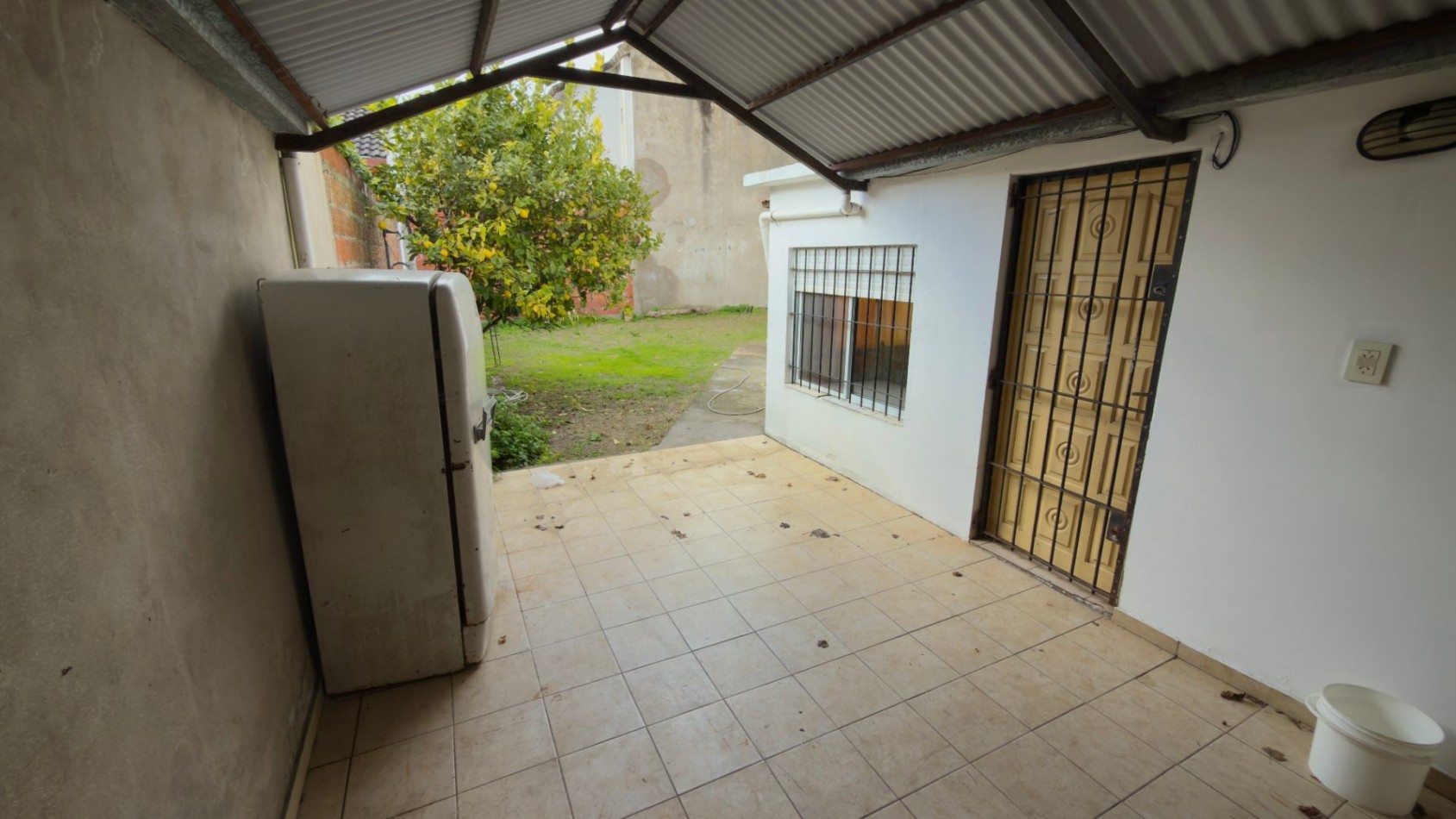 V53 - Chalet 3 ambientes - Calle 6 e/30 y 31