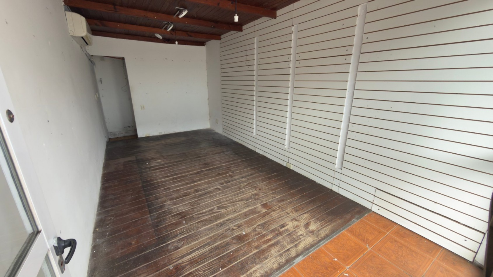 A4 - Local Calle 2 N°696 Esq. 34