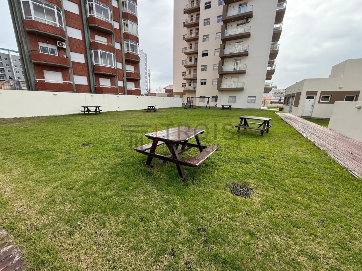 A2 - Depto. 2 ambientes - Av. 41 e/2 y 3