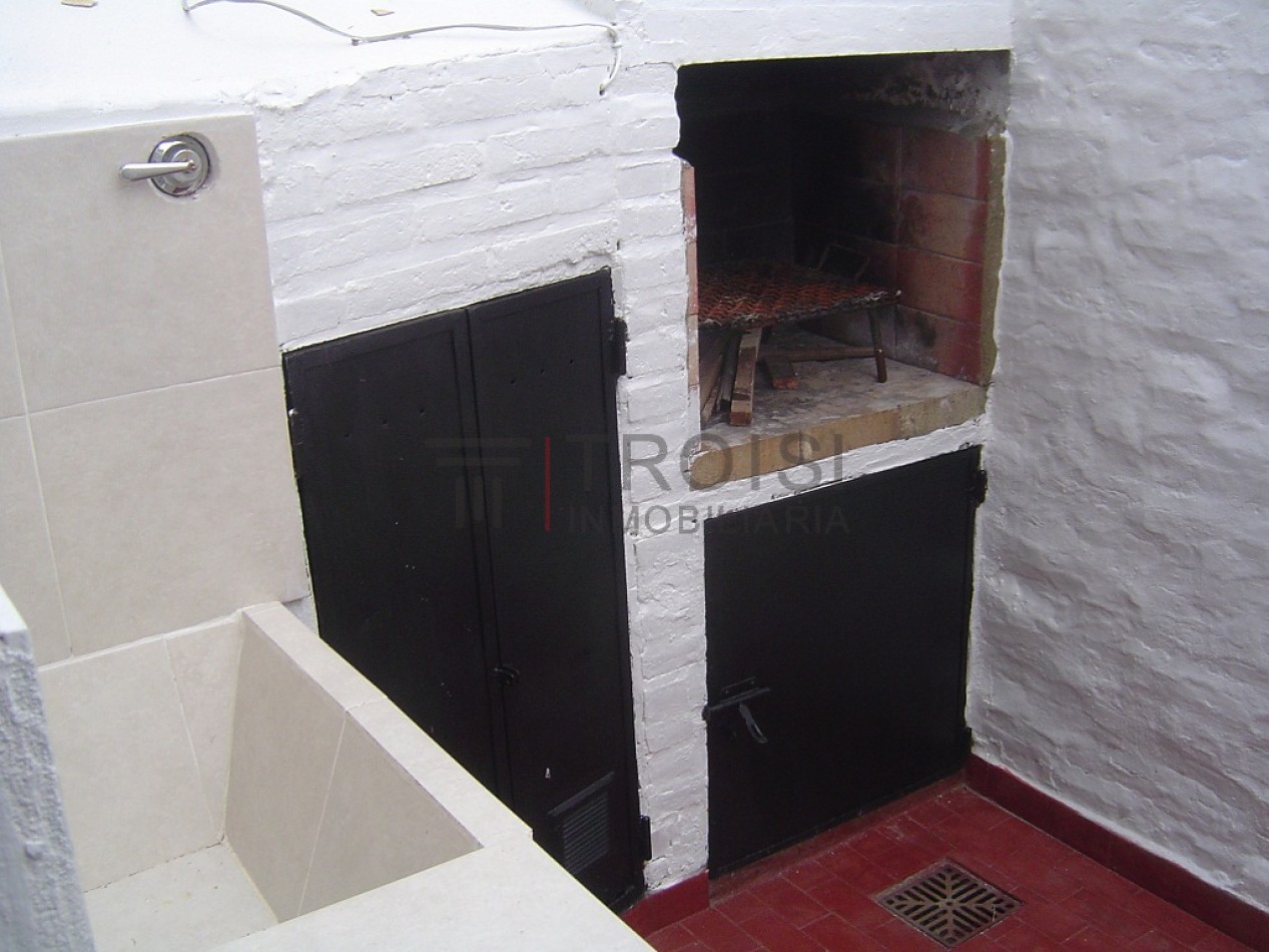 V29 - Duplex 3 ambientes - Calle 33 e/6 y 7