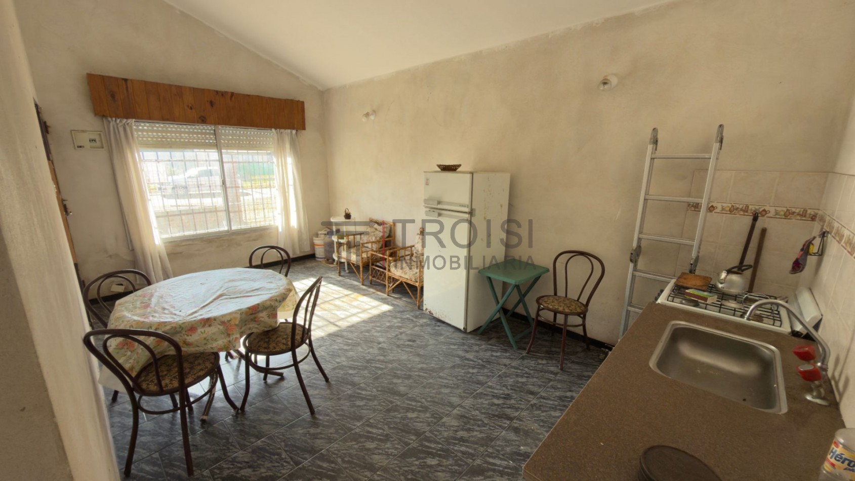V63 - Chalet 3 ambientes - Calle 45 e/8 y 9 