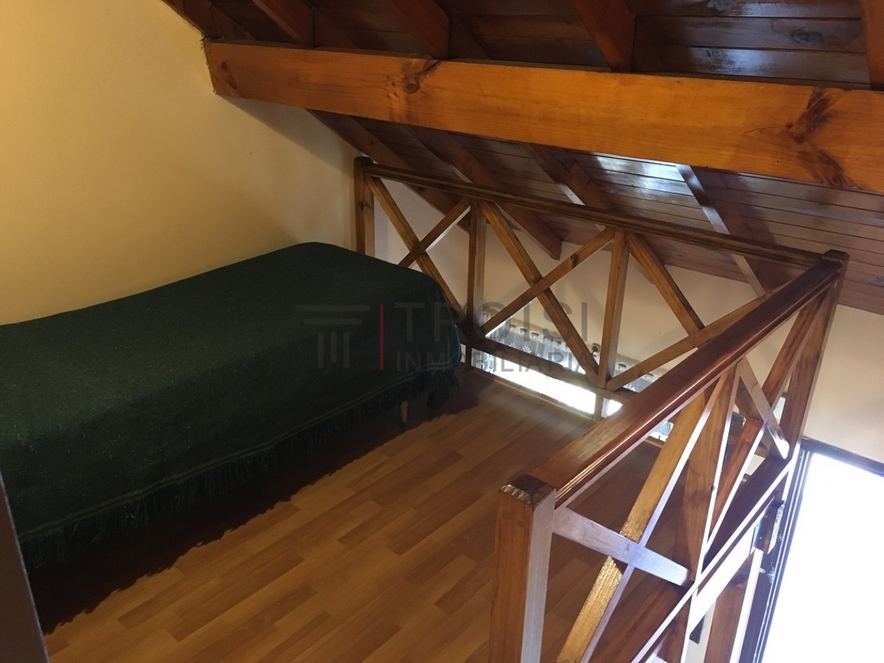 V29 - Duplex 3 ambientes - Calle 33 e/6 y 7