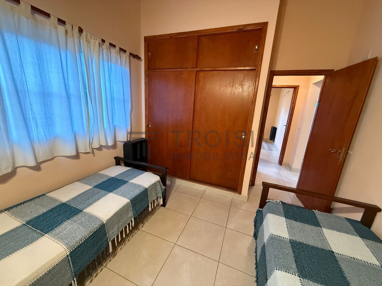 291 - Chalet 3 ambientes - Calle 29 e/6 y 7 