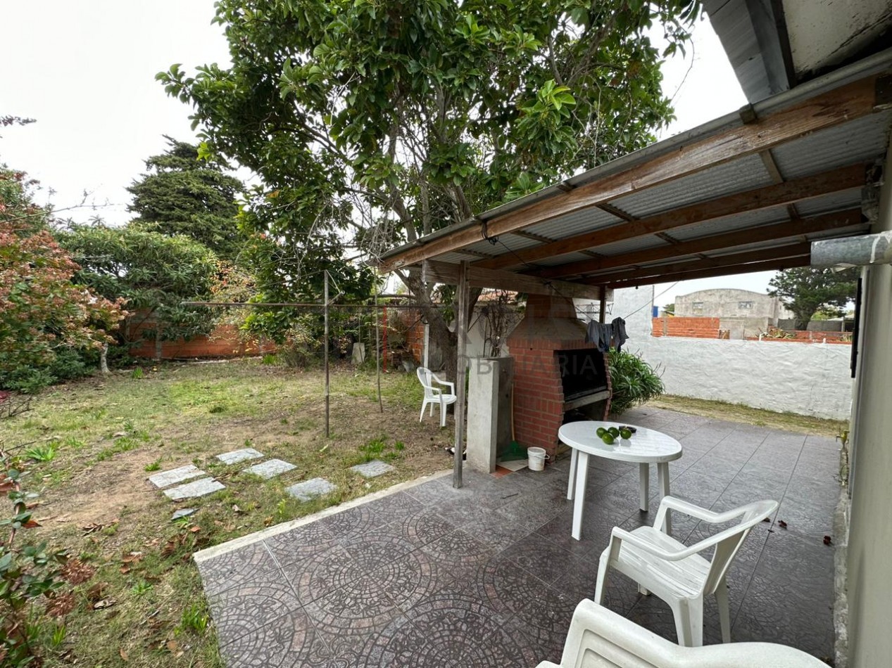 V36 - Chalet 4 ambientes - Calle 5 e/ 47 y 48