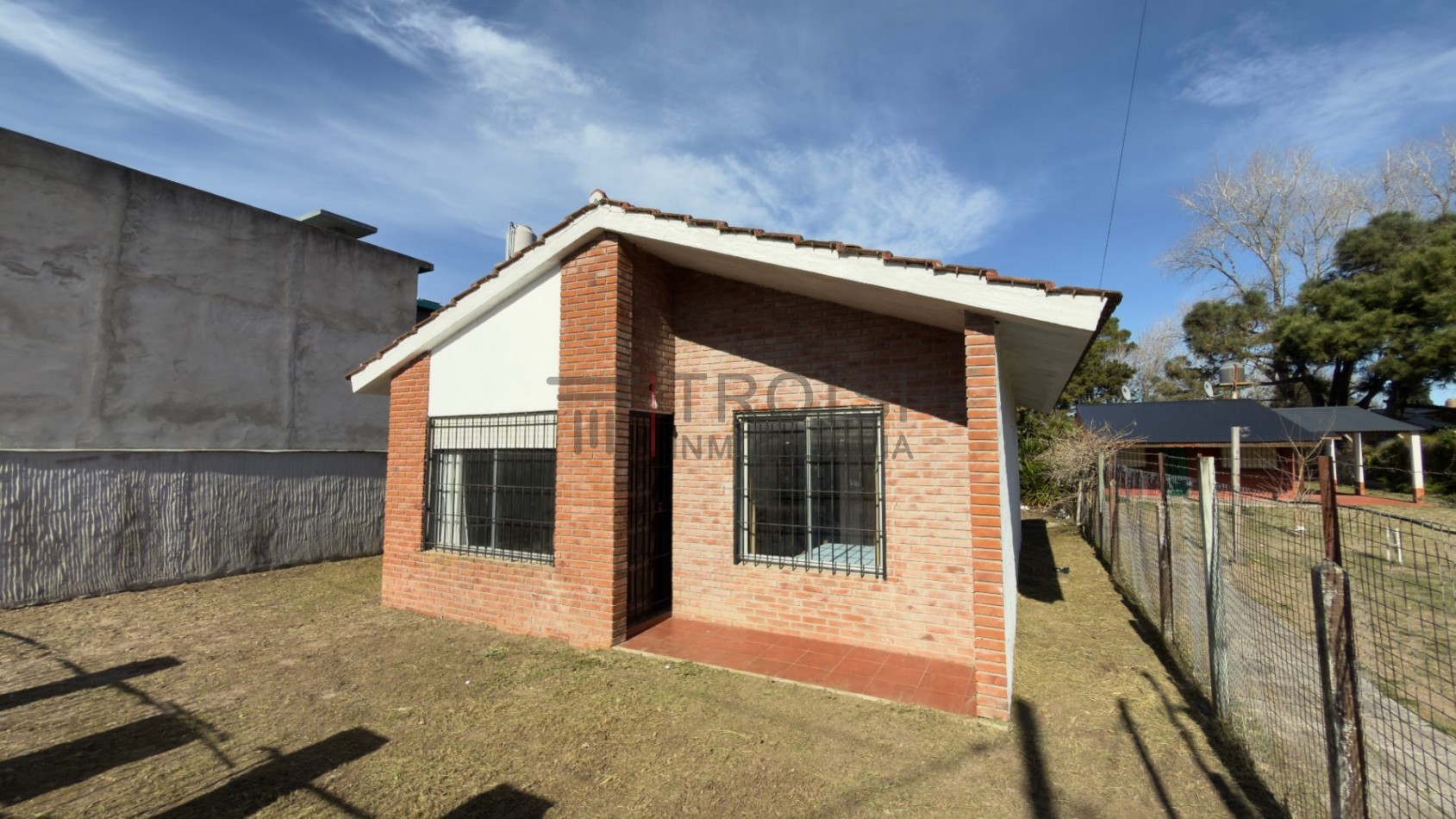 V63 - Chalet 3 ambientes - Calle 45 e/8 y 9 