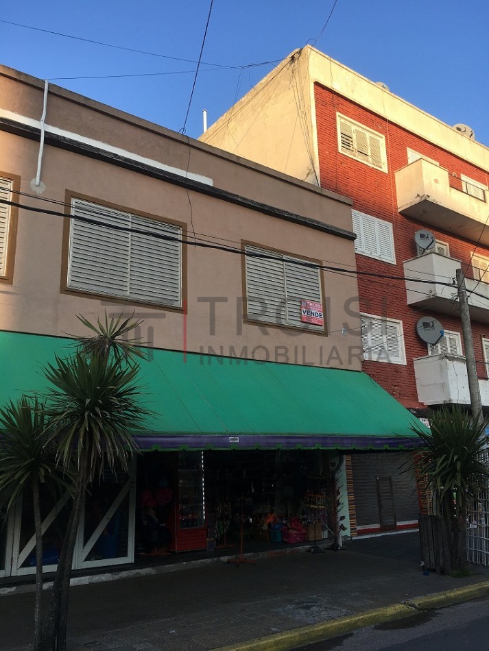 V25 - Depto. 2 ambientes - Calle Costanera e/ 33 y 34