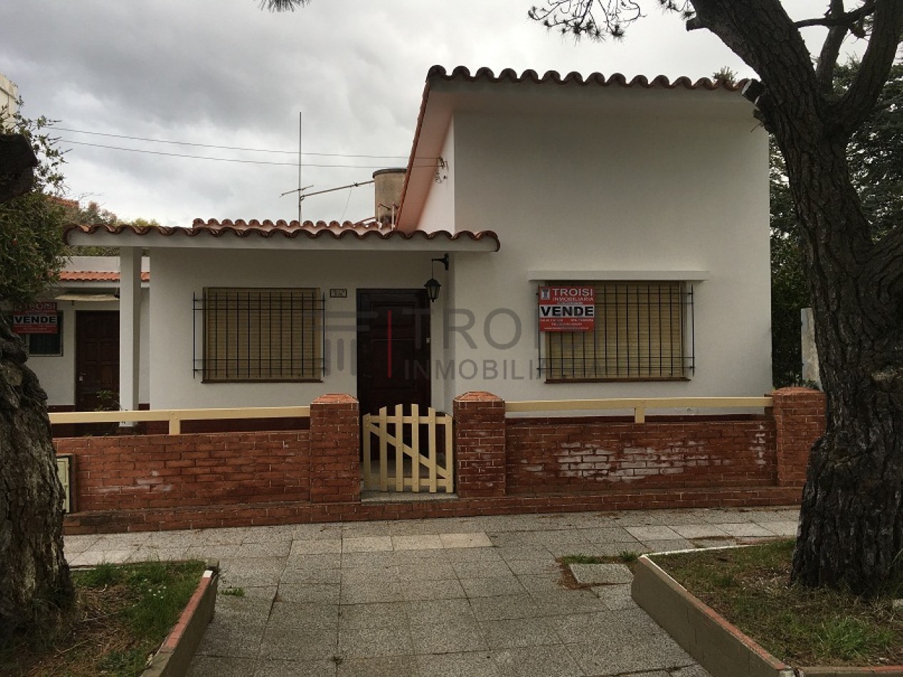 V37 - Monoambiente + Chalet 3 ambientes - Calle 30 e/ 5 y 6 