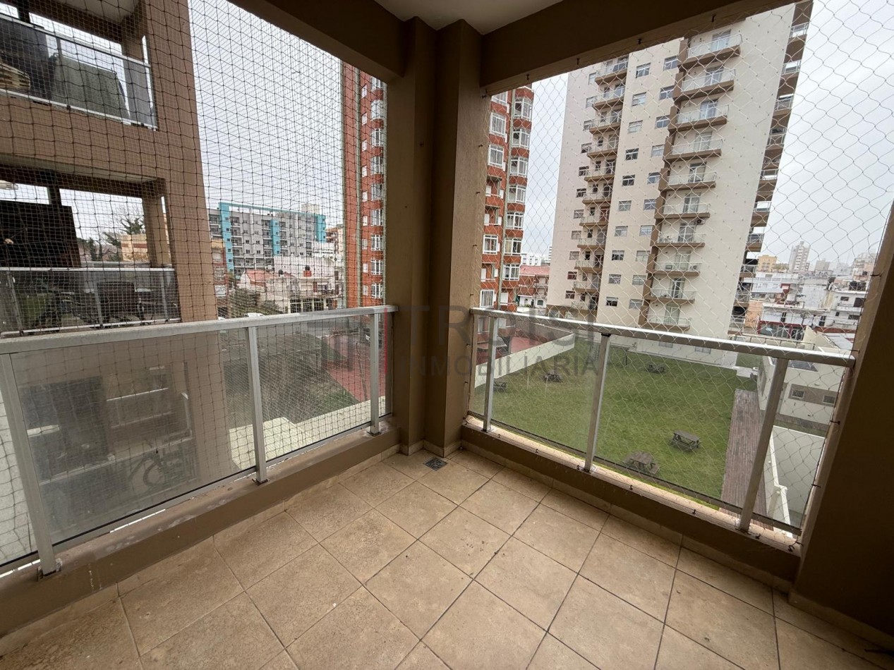 A2 - Depto. 2 ambientes - Av. 41 e/2 y 3