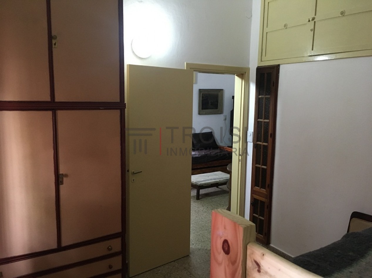 V37 - Monoambiente + Chalet 3 ambientes - Calle 30 e/ 5 y 6 