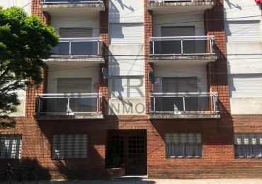 360 - Depto. 2 ambientes a 100 mts del mar - Calle 36 e/2 y 3